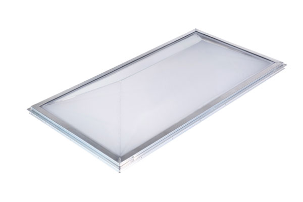 With superior water management and a secure thermal seal, our traditional domes help bring innovative daylighting to any space. 